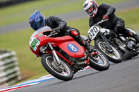 Vintage-motorcycle-club;eventdigitalimages;mallory-park;mallory-park-trackday-photographs;no-limits-trackdays;peter-wileman-photography;trackday-digital-images;trackday-photos;vmcc-festival-1000-bikes-photographs